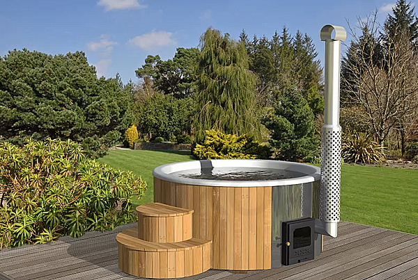 Dřevěná káď Hot tub DELUXE 220 (1650L)